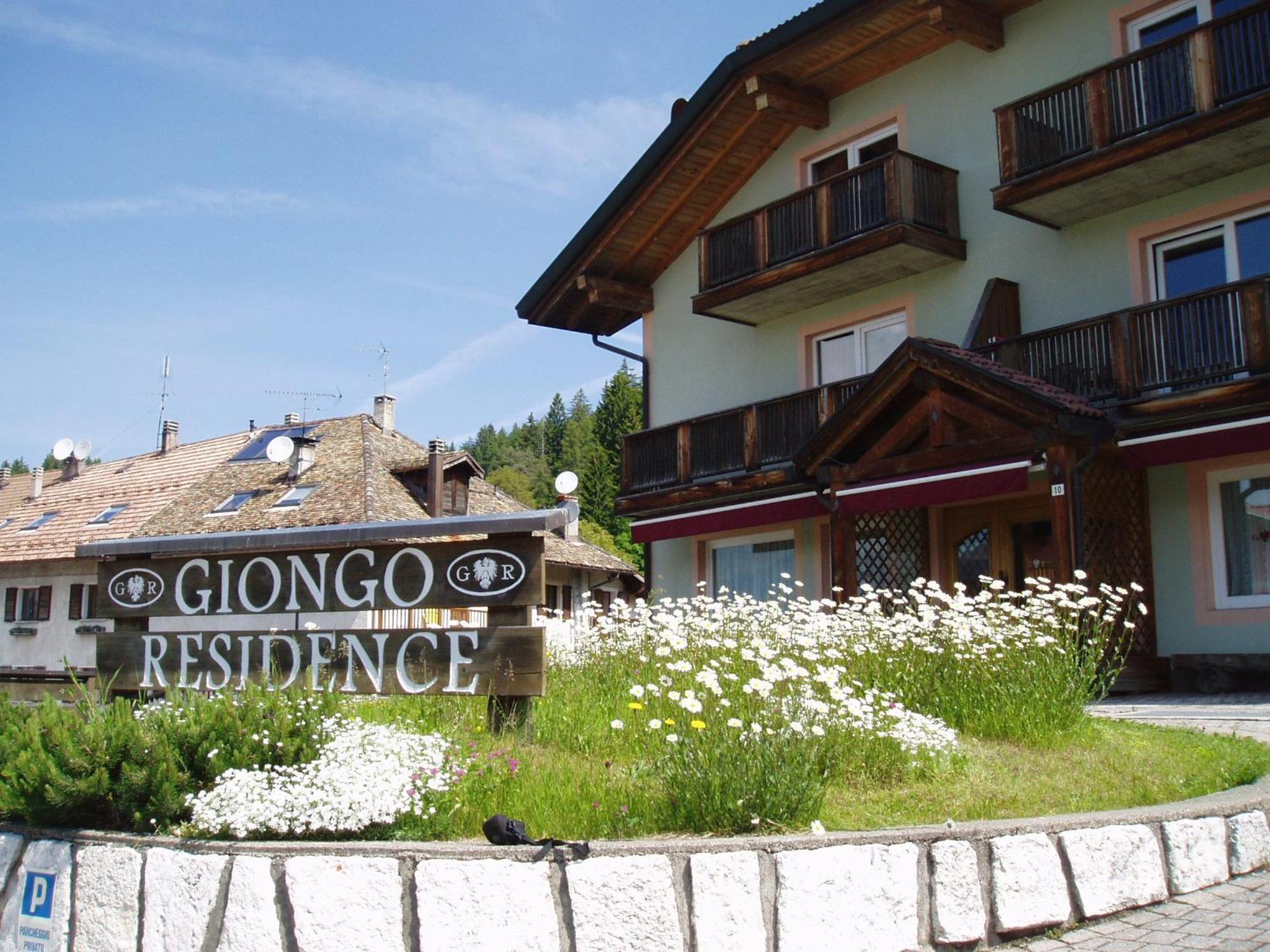 Giongo Residence - Appartamenti Lavarone Bagian luar foto