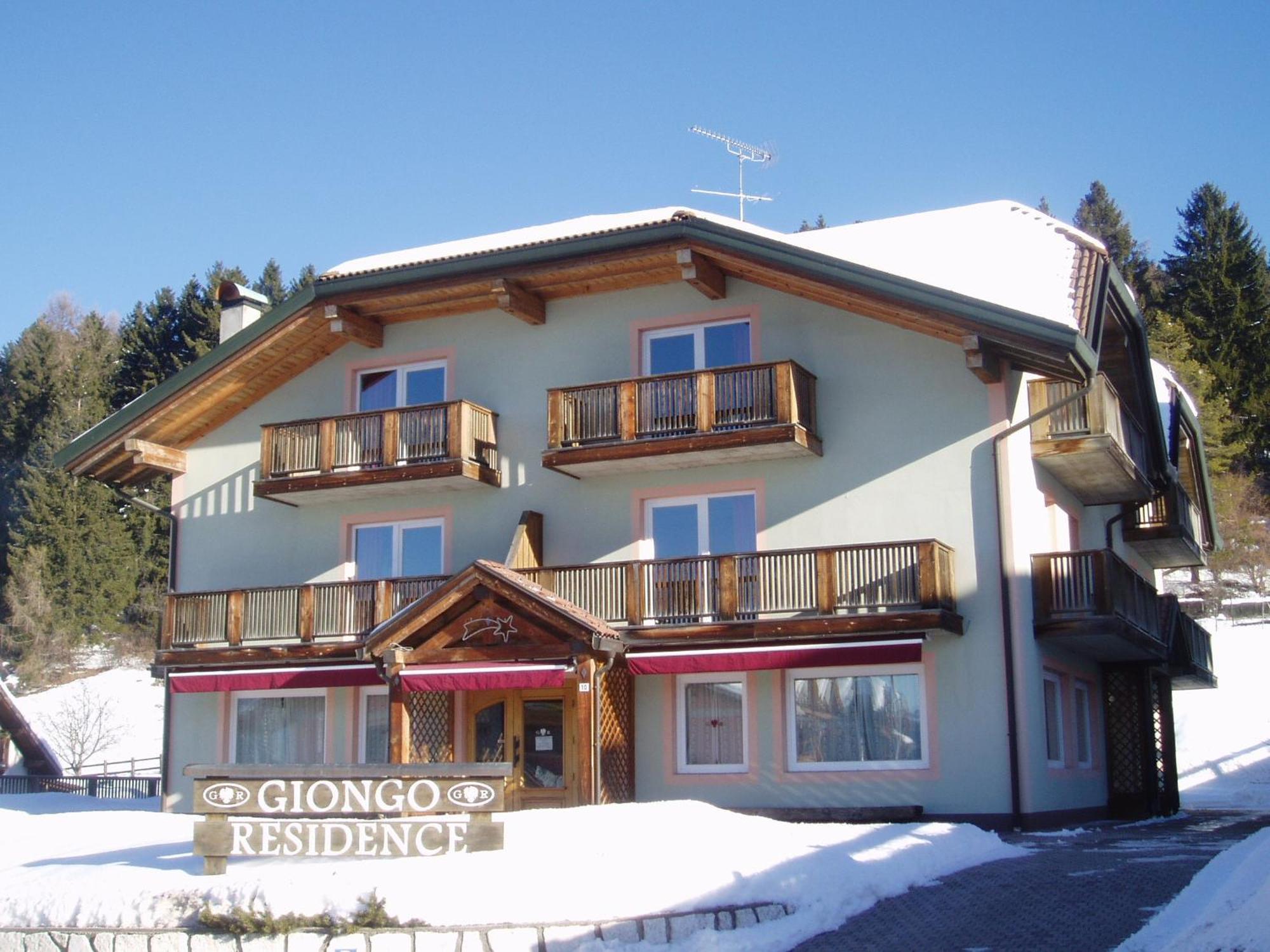 Giongo Residence - Appartamenti Lavarone Bagian luar foto